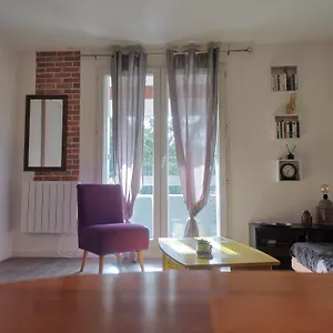 toulouse-appartement-avec-chambre-separee-metro-piscine.midi-pyreneeshotels.com/